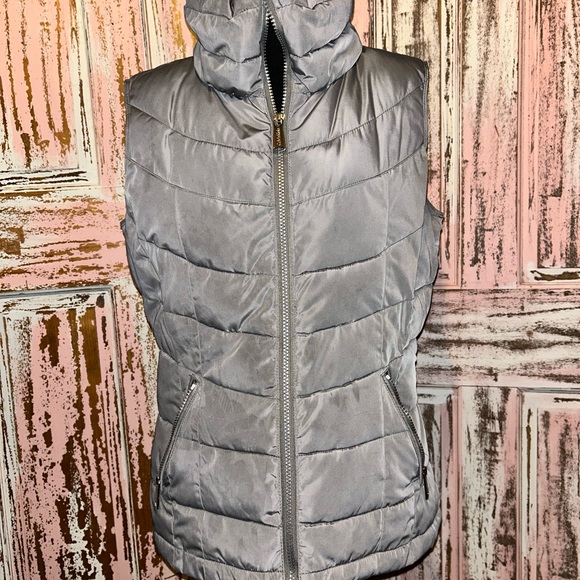 Calvin Klein Jackets & Blazers - Calvin Klein Metallic Gray Puffer Vest